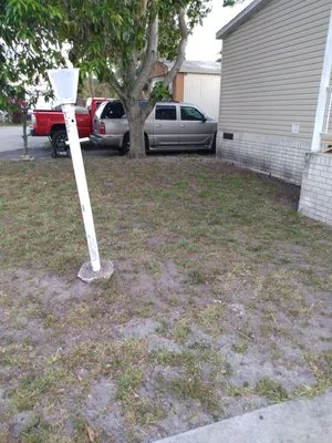 Joeys and Nates Lawn Service Logo