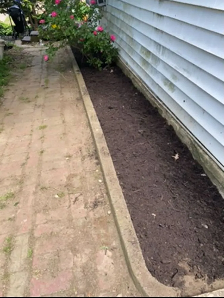 Professional residential landscaping for homes in Cheltenham Township, PA by Joeys Landscape & Dog Walking Services