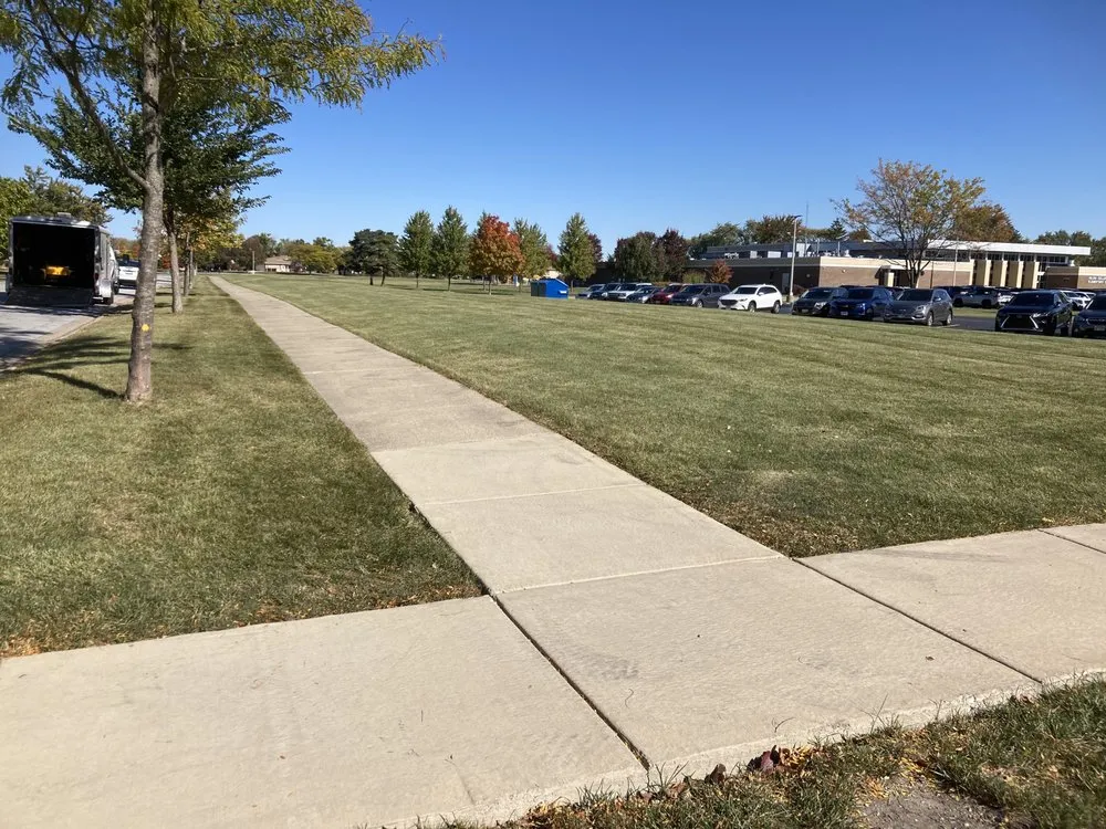 Trusted garden landscaping experts serving Hammond, IN - Joeys lawn care