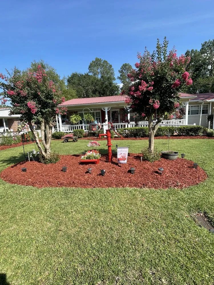 Expert yard cleanup service in New Brockton, AL by Joey’s Painting & Handyman Services, Plus Lawncare