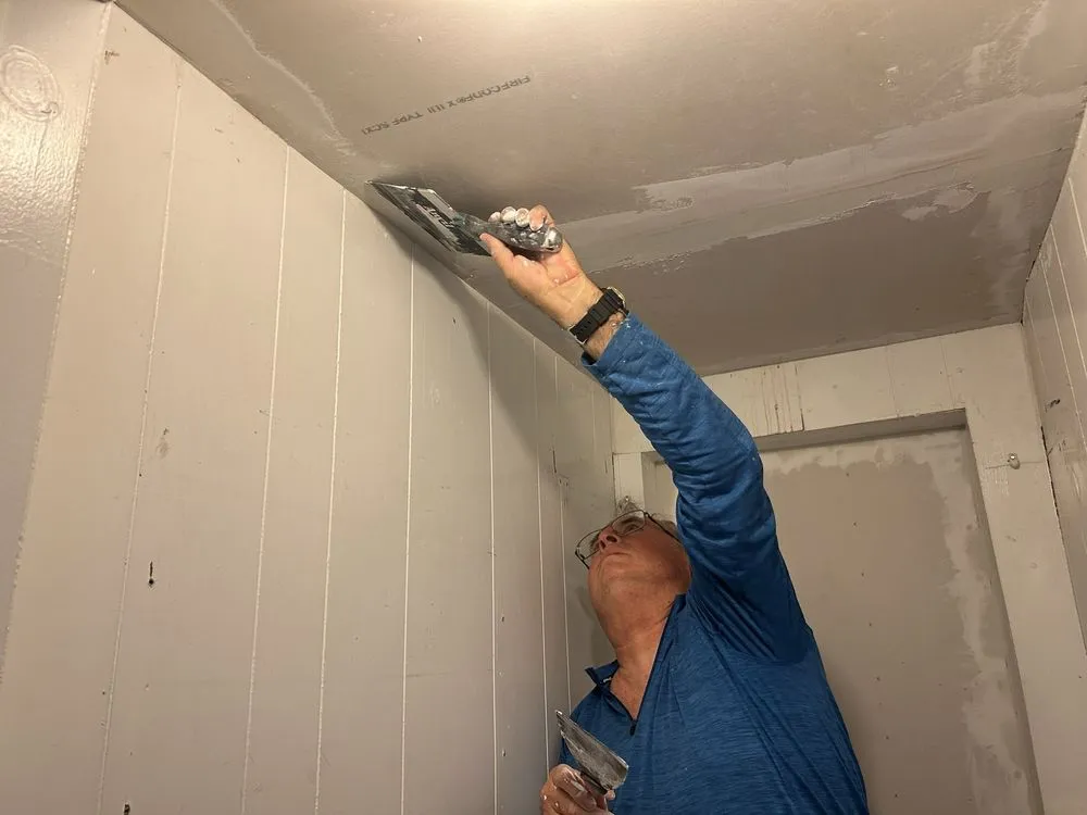 Expert yard cleanup service experts serving Coral Springs, FL - Joeys Tree And Handyman Services