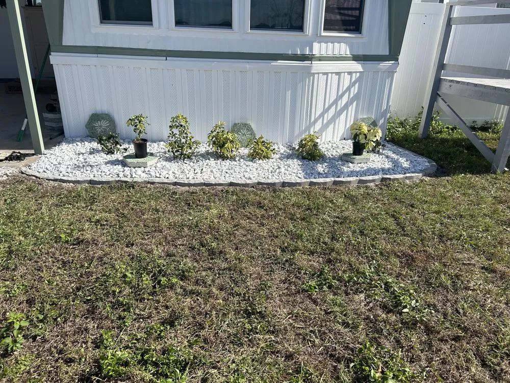 Affordable yard maintenance for homes across Springhill, FL - Joey's Weeding and Landscaping