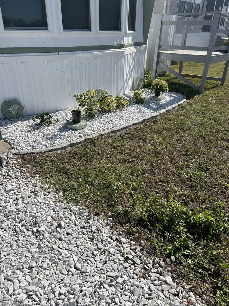 Custom yard cleanup service in Springhill, FL by Joey's Weeding and Landscaping