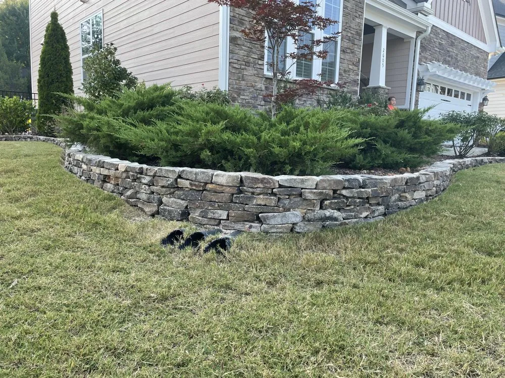 Custom residential landscaping in Creemoor, NC - Jofmar Landscaping