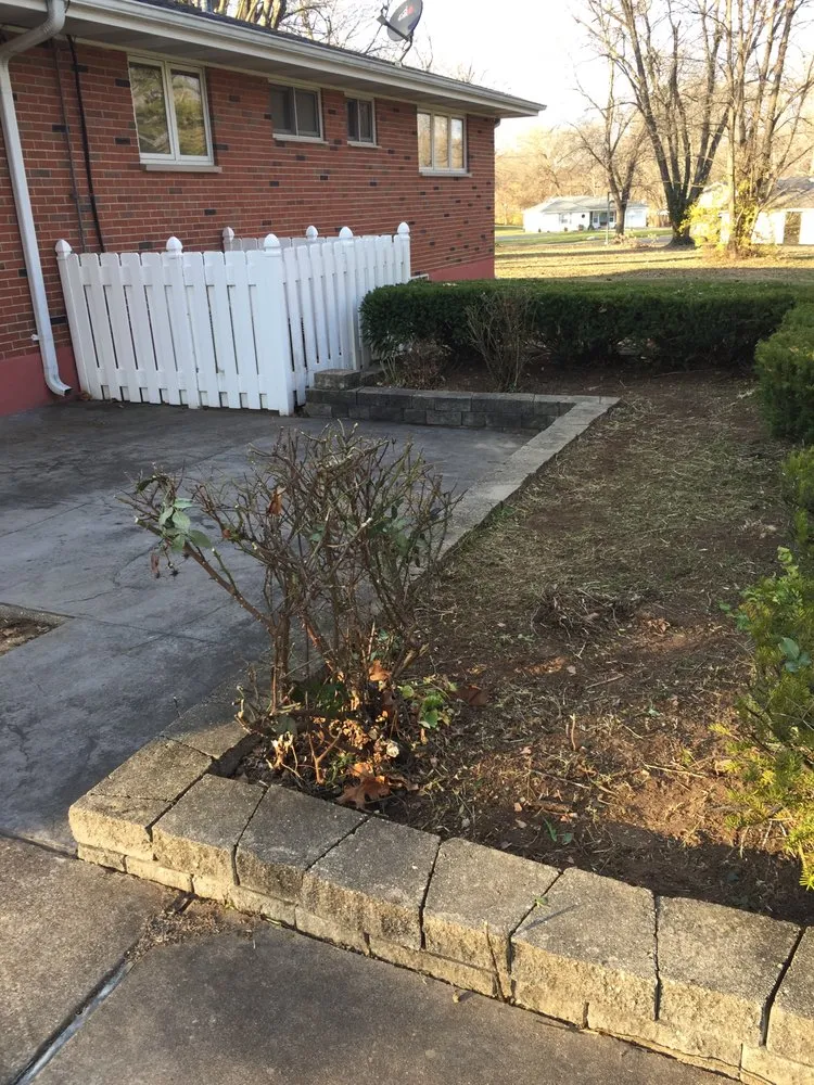 Affordable landscaping services experts serving High Ridge, MO - Johannes Lawn Care