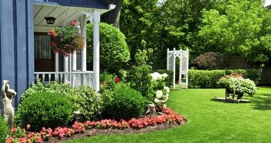 Reliable residential landscaping in Ardmore, PA by John A. Pinto Landscaping