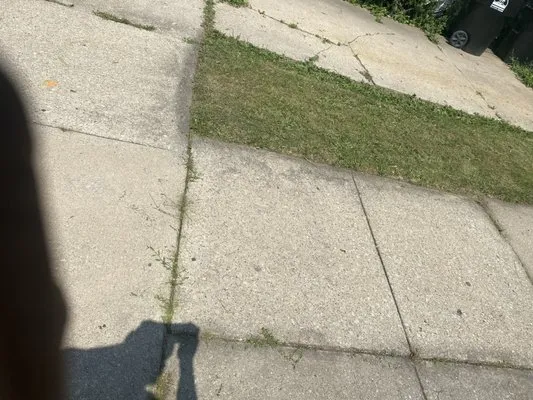 John Boyz Lawncare & Moving Logo