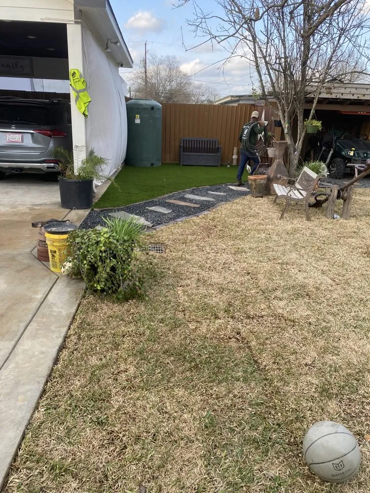 Affordable yard maintenance experts serving Houston, TX - John Chico's