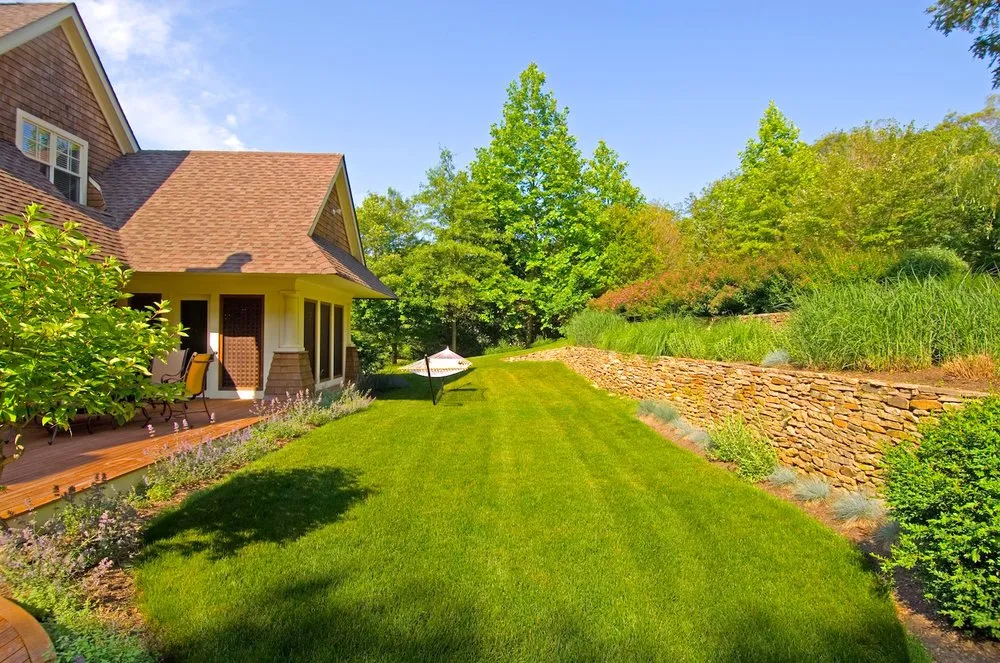 Custom landscaping services experts serving Southampton, NY - John Cowen Landscape Associates