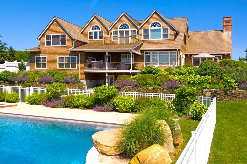 Reliable garden landscaping in Southampton, NY - John Cowen Landscape Associates