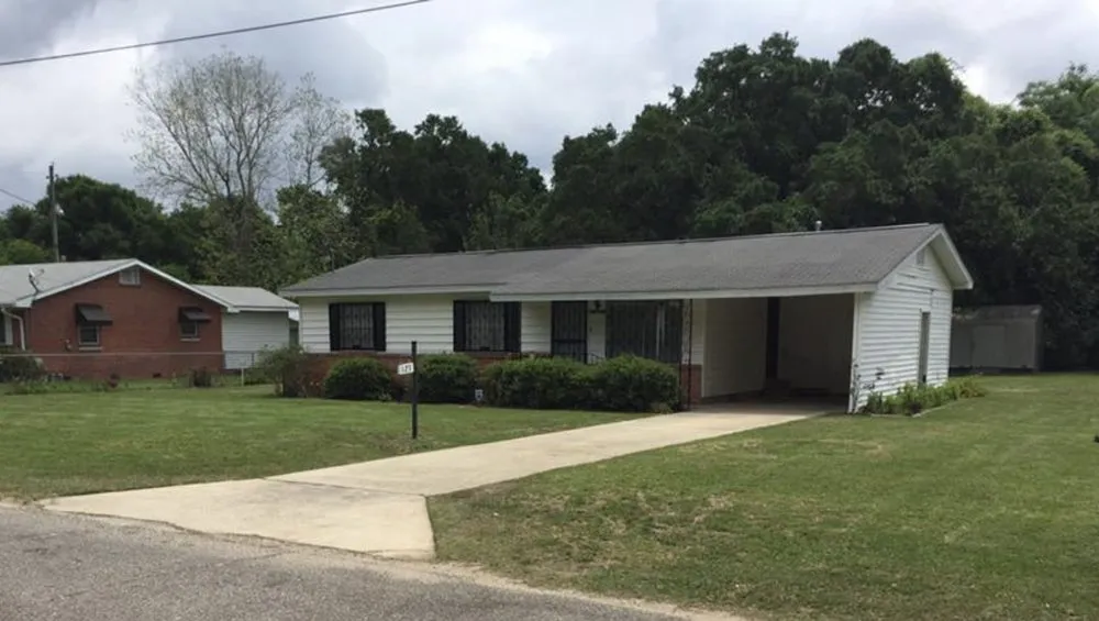 Expert yard cleanup service for residential properties in Pensacola, FL by John Ellis Lawn Maintenance & Landscaping