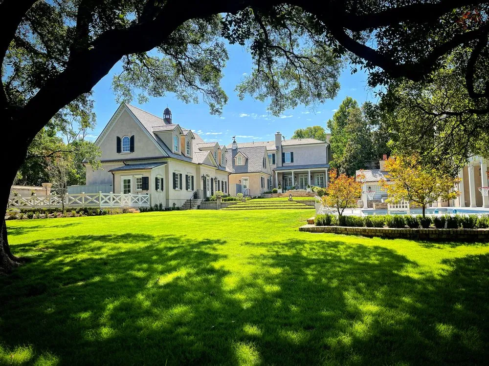 Affordable garden landscaping experts serving Austin, TX - John Garrett Design