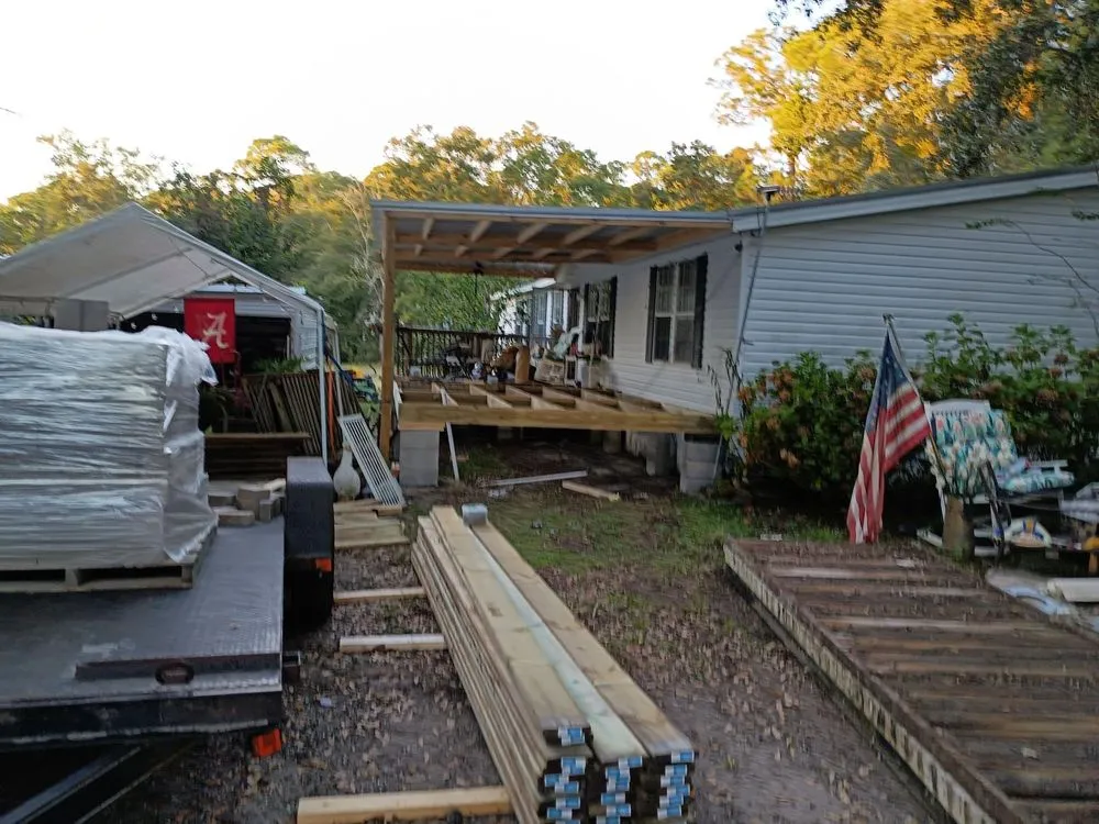 Professional yard maintenance in Gulfport, MS - John John's Small Construction