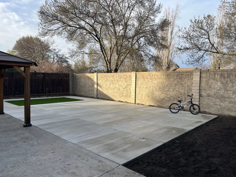 Local yard maintenance in Tracy, CA - John Le Landscaping