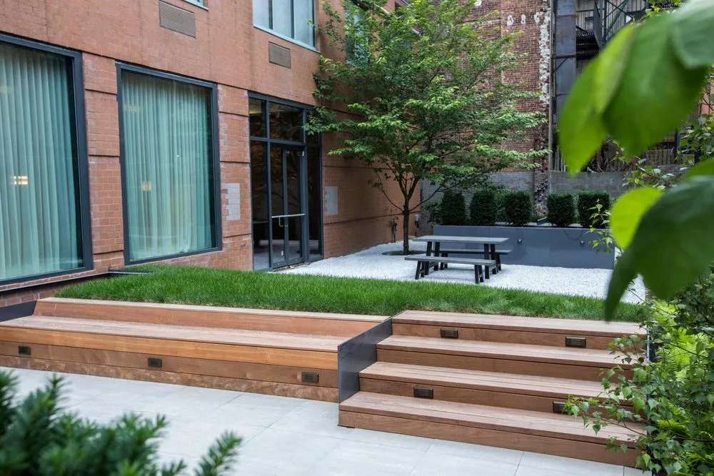 Professional yard cleanup service in Congers, NY - John Mini Distinctive Landscapes