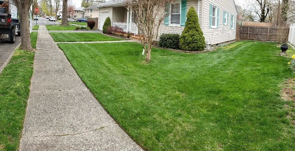Custom garden landscaping experts serving Monroe Township, NJ - John Primavera Landscaping