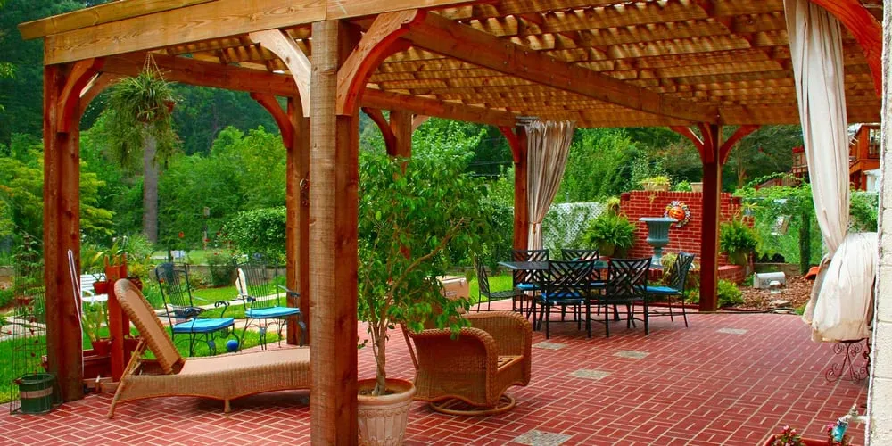 Trusted garden landscaping near you in Birmingham, AL by John Russell Landscape Architect