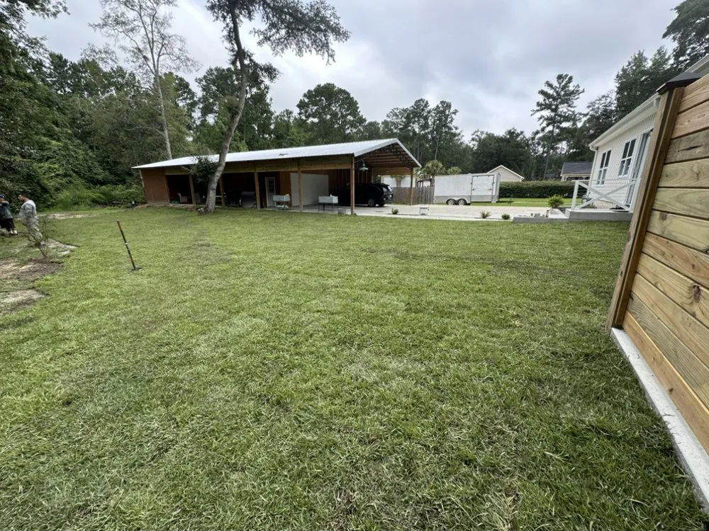 Top-rated lawn care service in Rincón, GA by John Son Green Wash