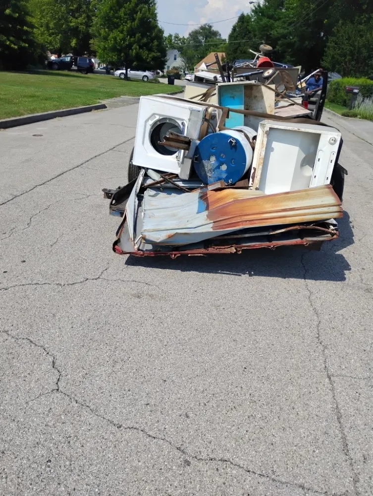 Custom yard cleanup service in Aiken, SC - John Son Hauling Service