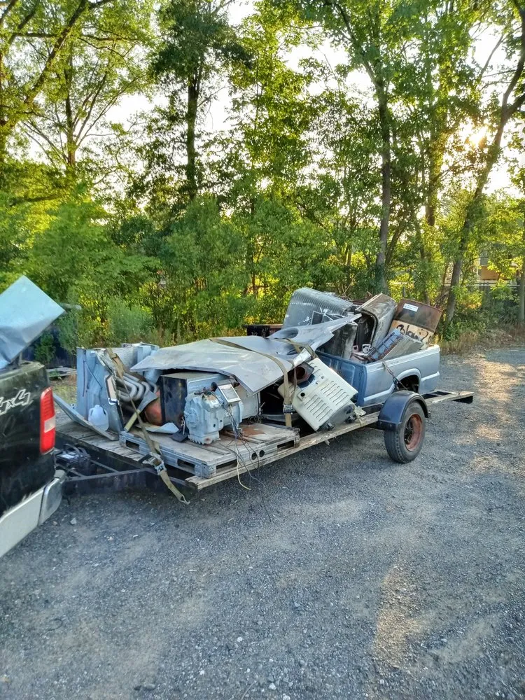 Reliable residential landscaping with custom design in Roanoke, VA by John-Son Hauling Services