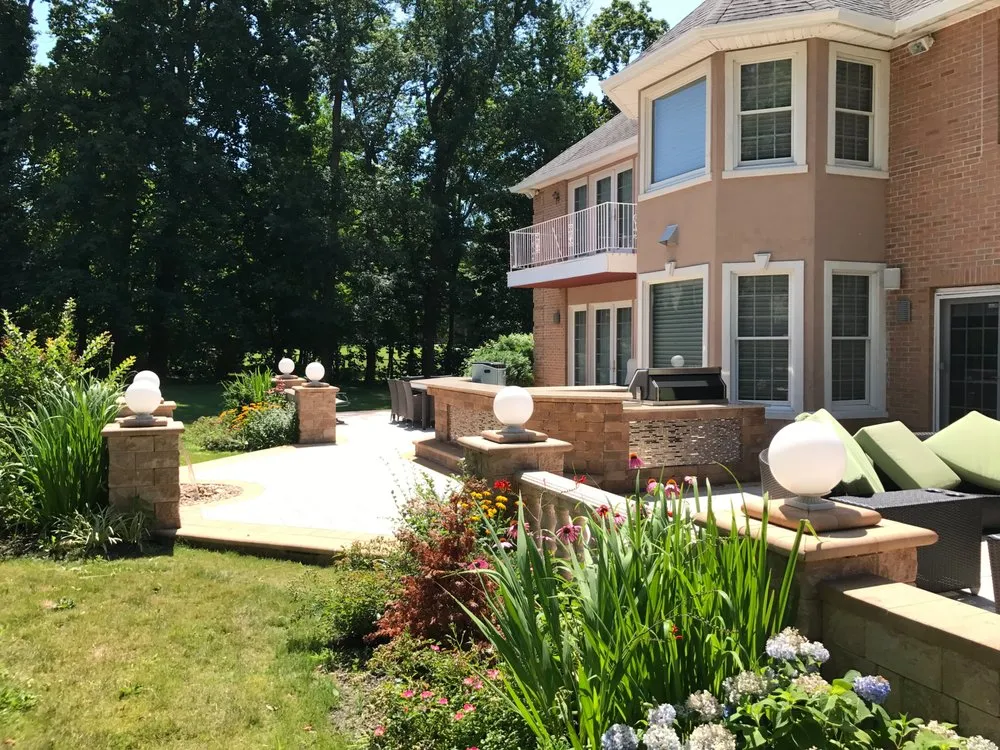 Expert lawn care service in North Babylon, NY - John Sparrow Landscape