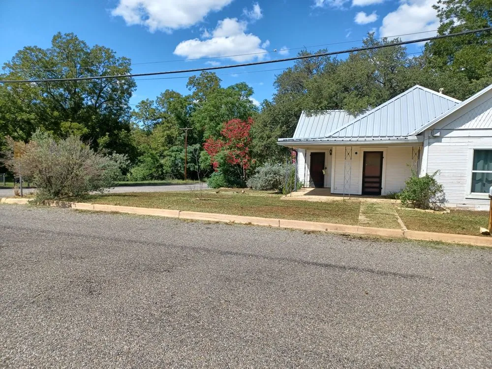 Affordable landscaping services in Llano, TX by Johnni Girls Lawn Services