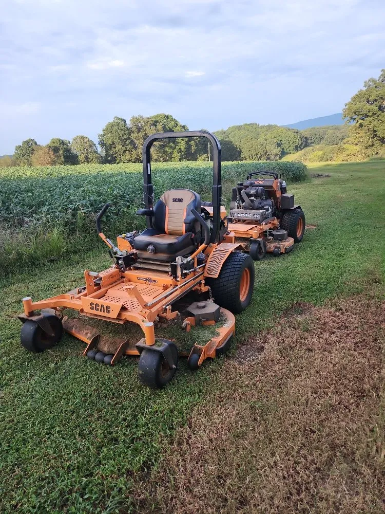 Top-rated lawn care service in Benton, TN - Johnny Cs' Lawn Care & Landscaping