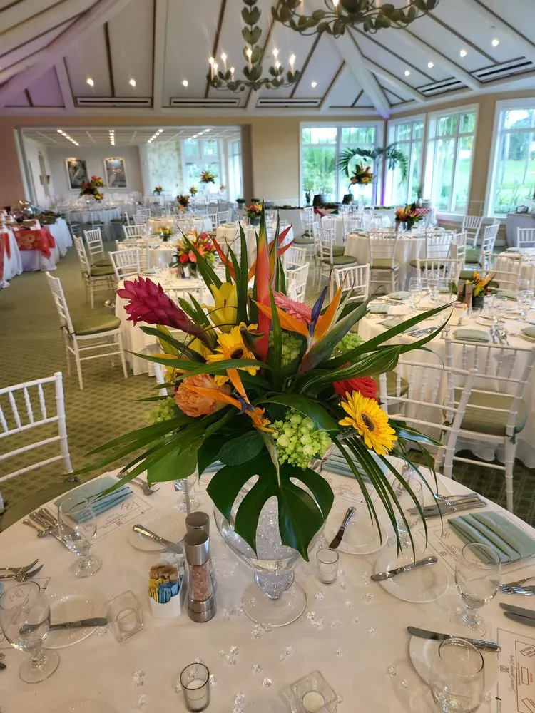 Expert lawn care service for year-round maintenance across Delray Beach, FL - Johnny Mangos Garden Center