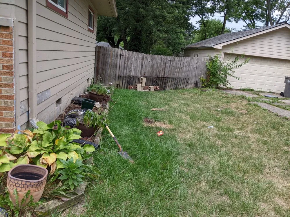 Expert garden landscaping experts serving Indianapolis, IN - Johnny Onthespot Landscaping Services