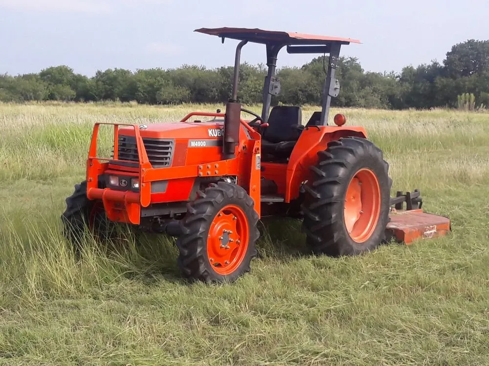 Reliable garden landscaping in Haltom City, TX by Johnny Tractor