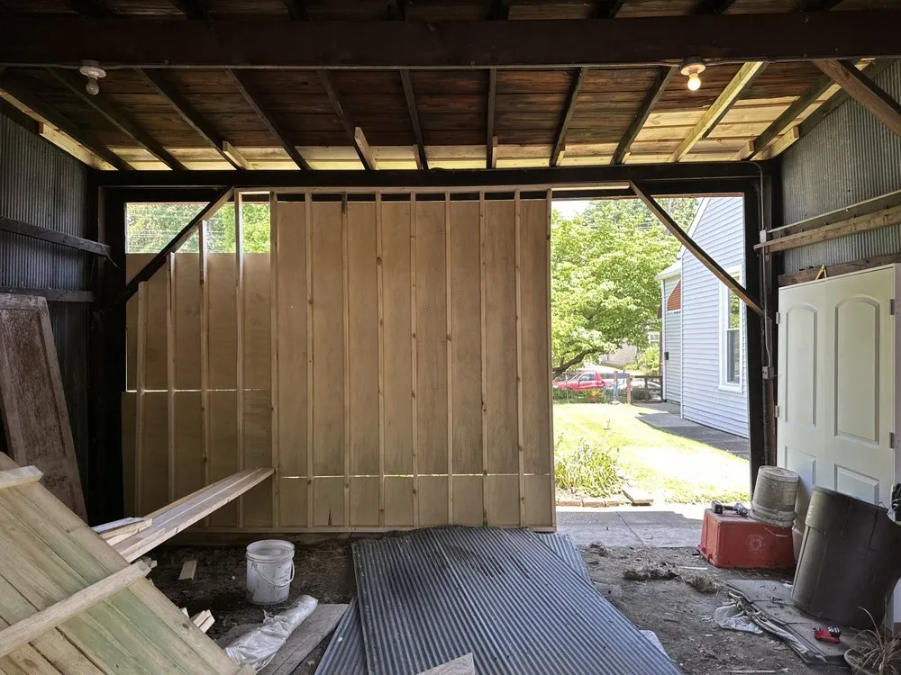 Top-rated garden landscaping experts serving Louisville, KY - Johnnyboyz Handyman And Lawn Care