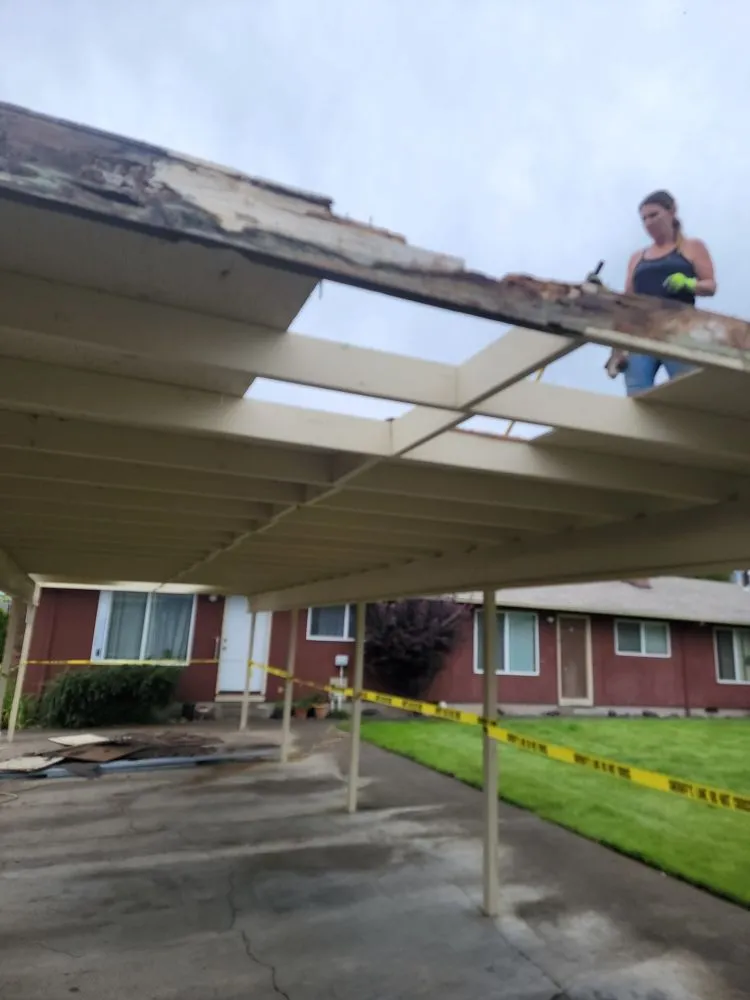 Custom yard cleanup service in Mcminnville, OR - Johnny's Handyman And Lawn Maintenance Services