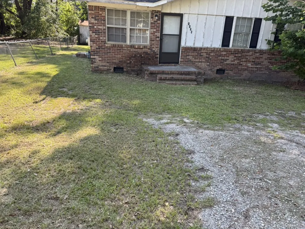 Expert outdoor landscaping for homes in Millen, GA by Johnny’s Landscaping And Car Transport Services