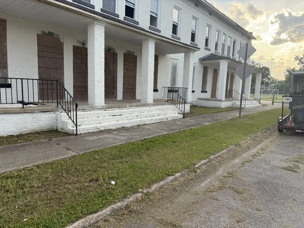 Reliable residential landscaping for beautiful yards across Millen, GA - Johnny’s Landscaping And Car Transport Services