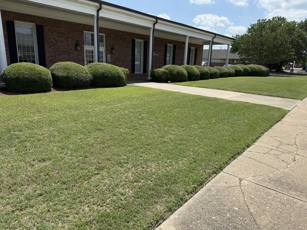 Expert landscaping services with custom design in Millen, GA by Johnny’s Landscaping And Car Transport Services