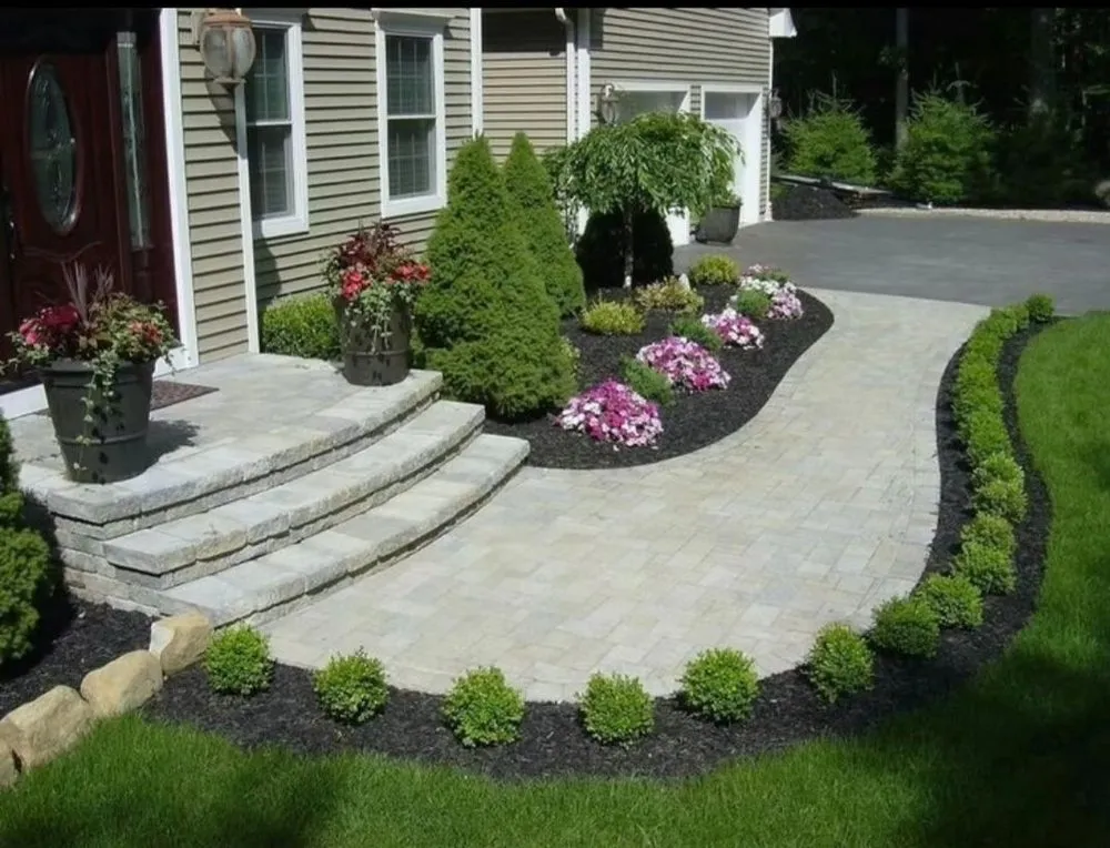 Expert yard cleanup service in Huntington Station, NY - Johnny's Landscaping
