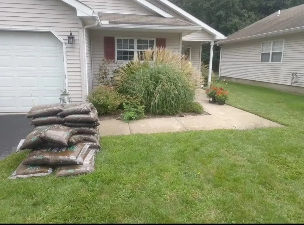 Affordable yard cleanup service in Huntington Station, NY - Johnny's Landscaping