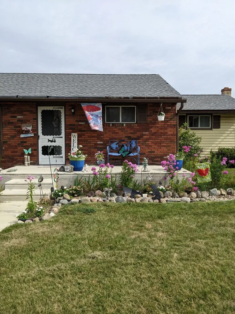 Expert lawn care service in Maple Shade Township, NJ by Johnny’s Lawn Service