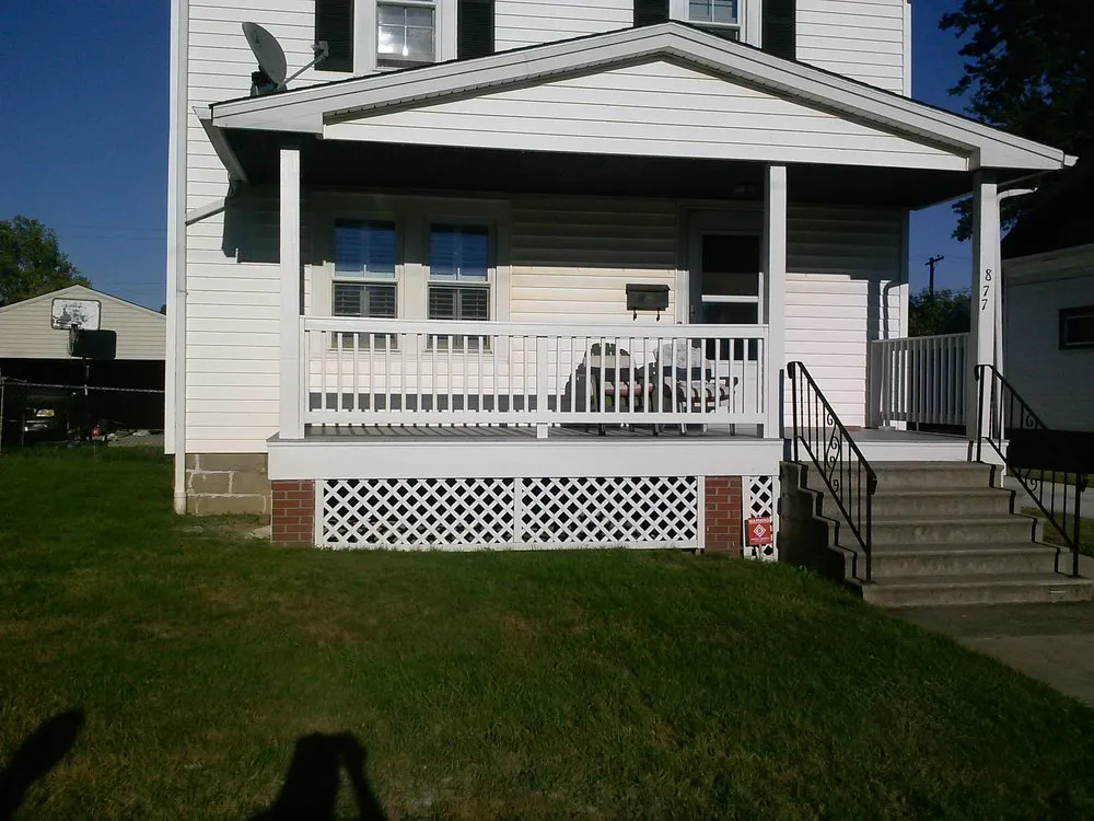 Custom yard maintenance in Lyndhurst, OH - John's Gardening Services