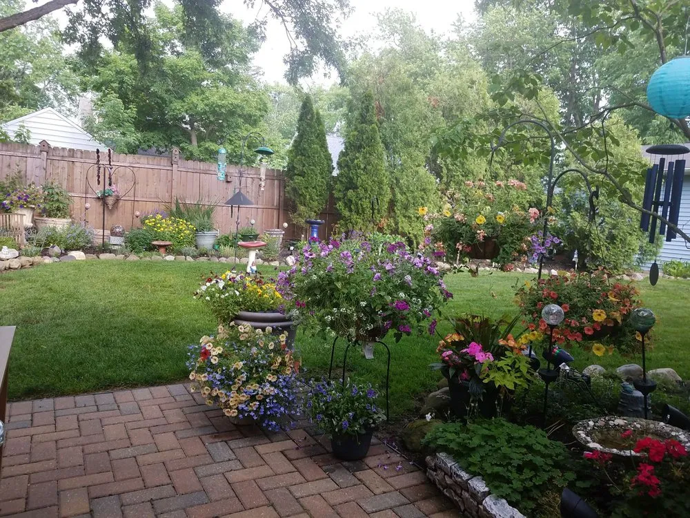 Expert outdoor landscaping in Lyndhurst, OH by John's Gardening Services
