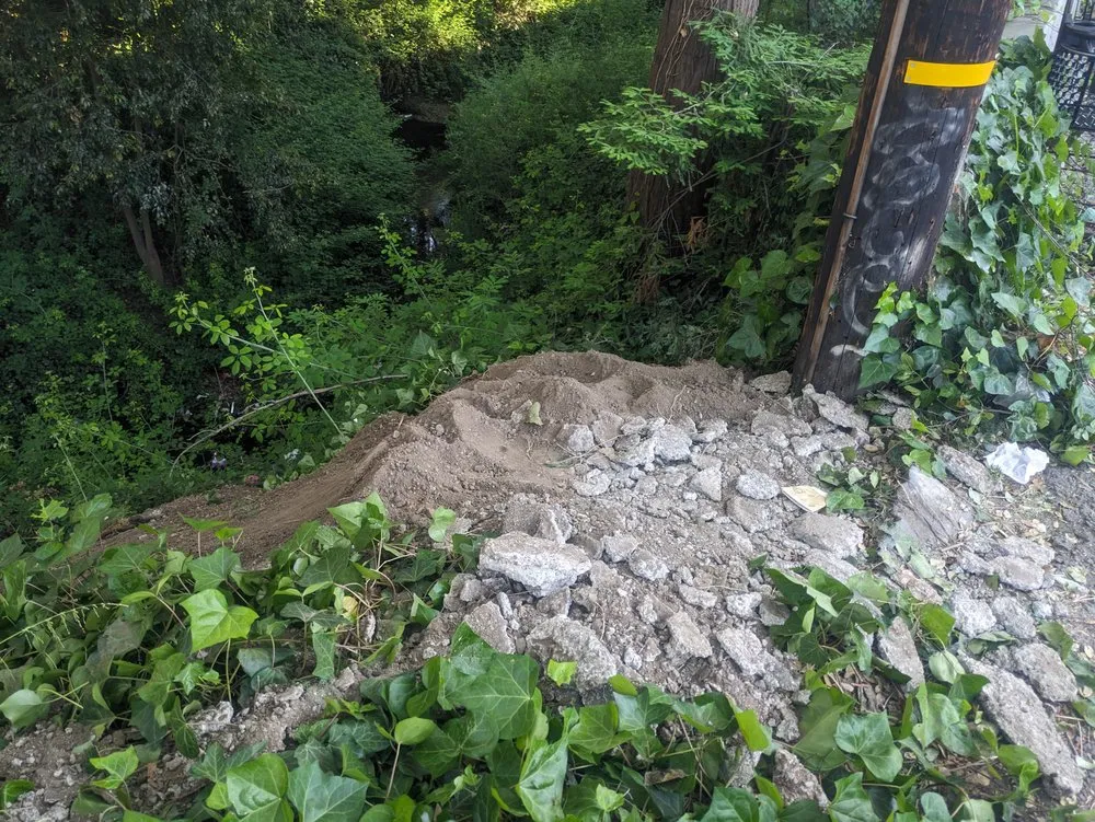 Top-rated lawn care service in Castro Valley, CA - John's Good Landscaping Services