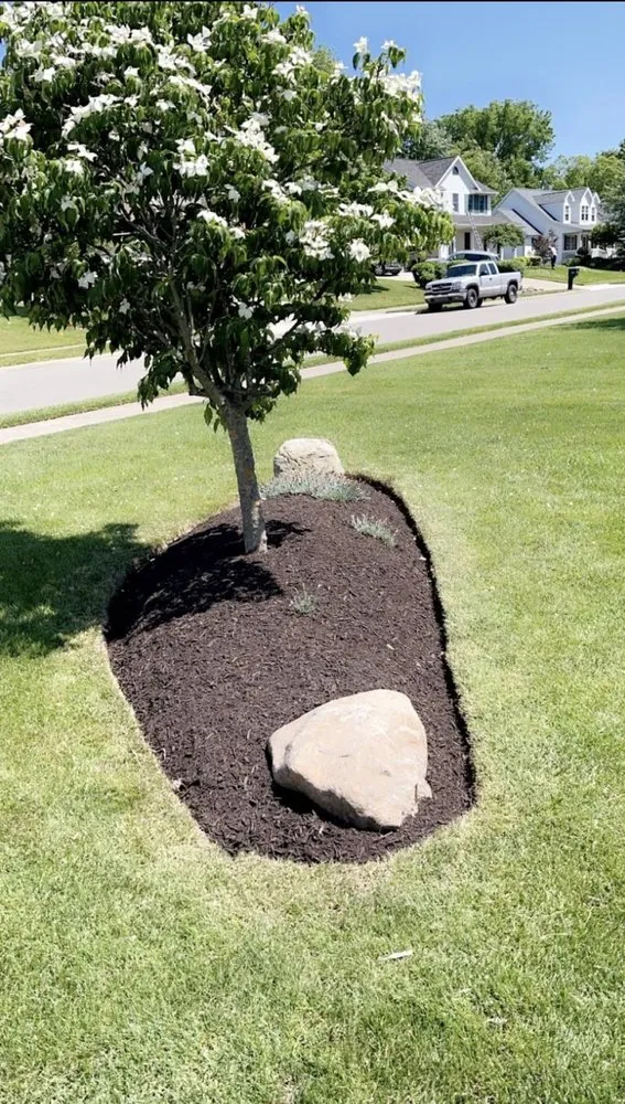 Affordable garden landscaping in Kent, OH - John’s Landscaping