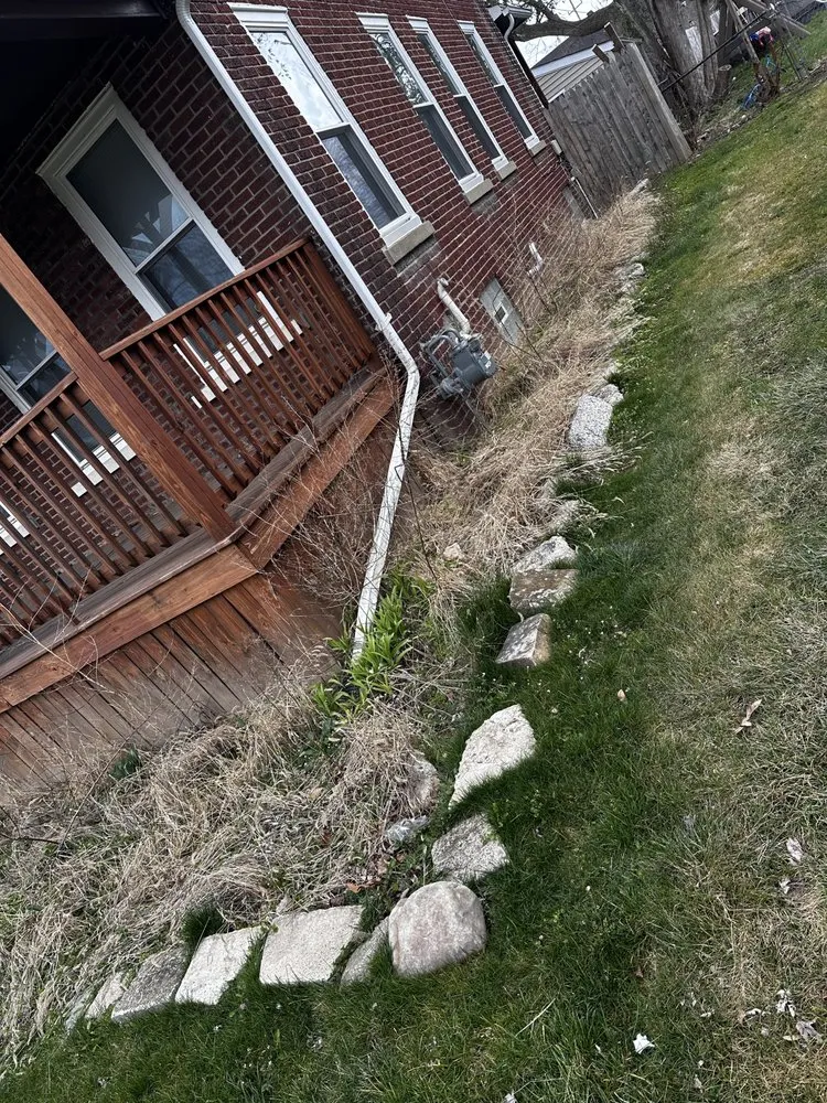 Affordable yard maintenance with custom design across Redford Charter Township, MI - John’s Lawn & Snow