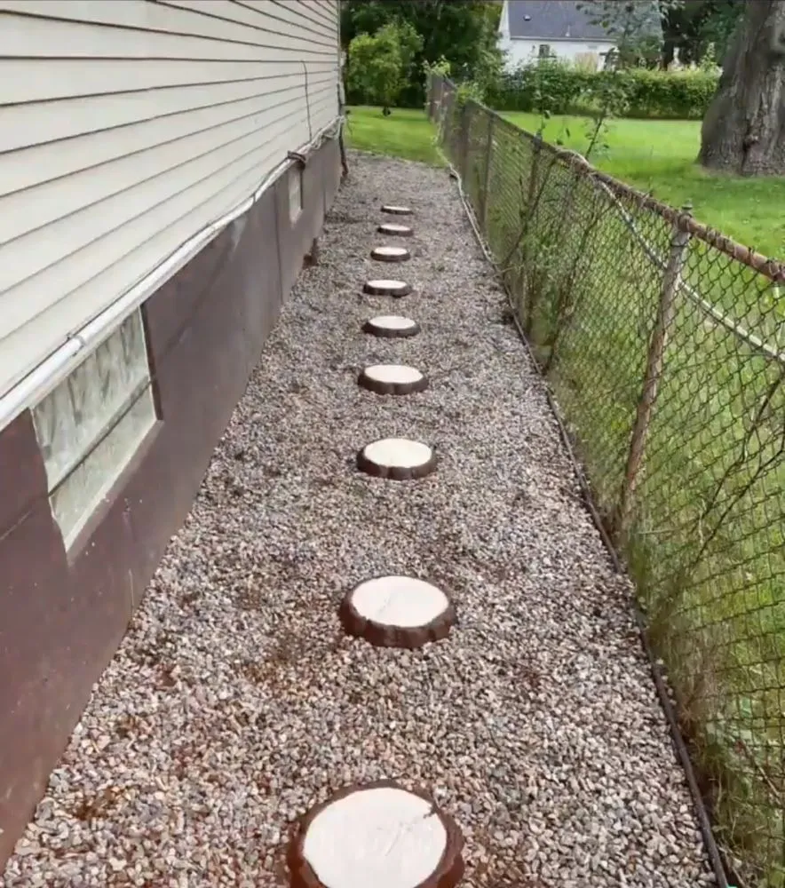 Reliable lawn mowing service with custom design in Redford Charter Township, MI by John’s Lawn & Snow