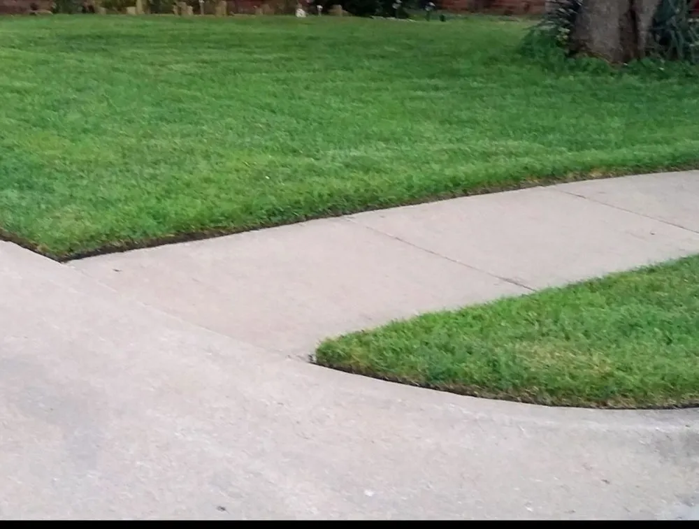 Custom yard maintenance for outdoor upgrades in Bartlesville, OK by Johns Lawn Care