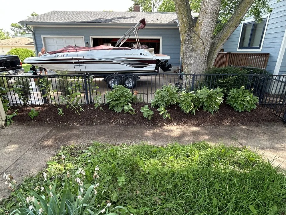 Custom landscape design in Omaha, NE by John's Professional Weeding Service