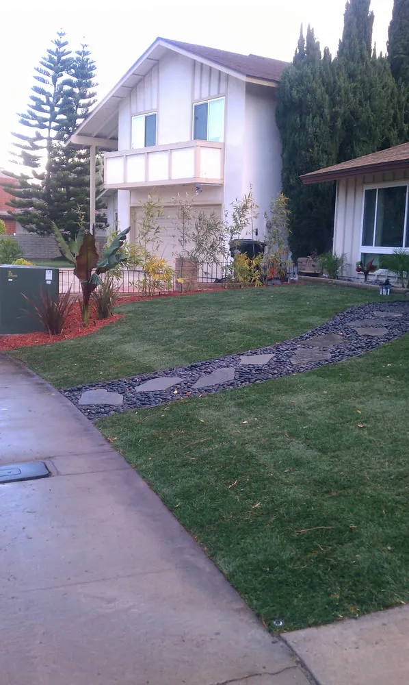 Local outdoor landscaping experts serving San Diego, CA - John's Quality Gardening