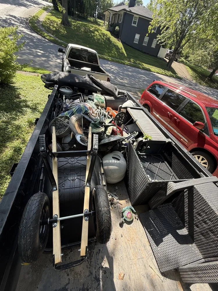Professional lawn mowing service in Mount Vernon, KY by John’s Scrap and Trash Removal