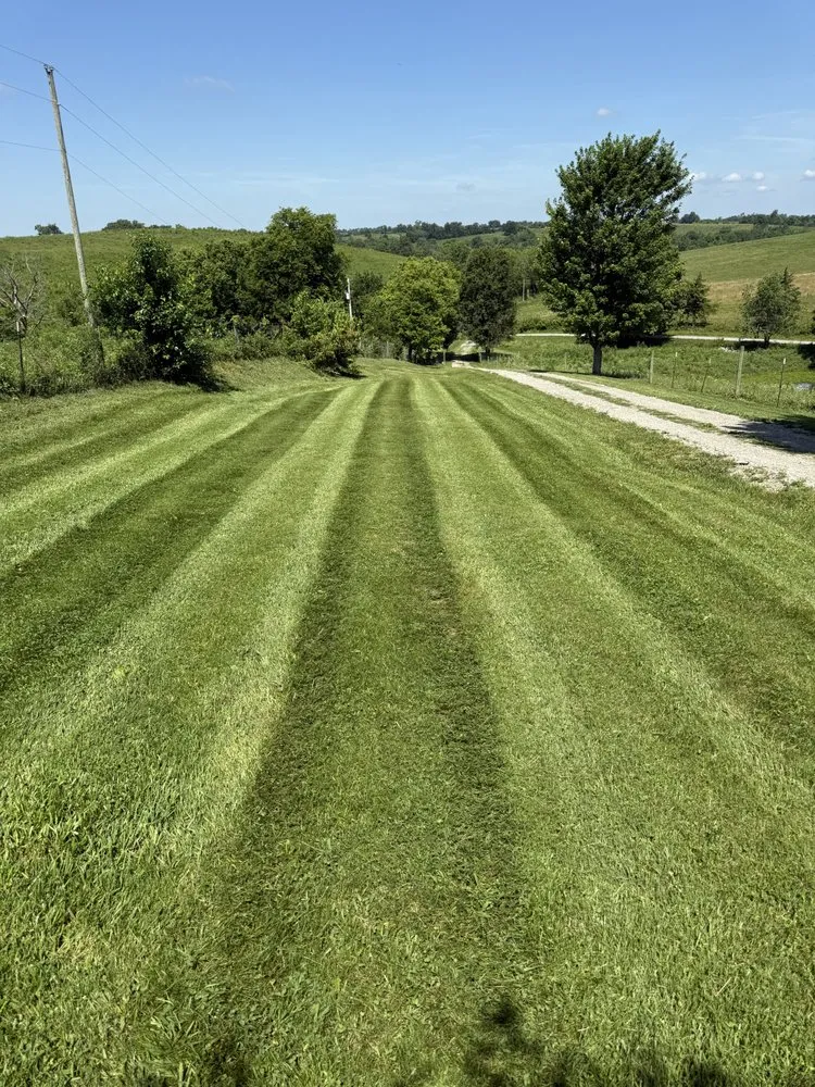 Top-rated yard maintenance in Mount Vernon, KY by John’s Scrap and Trash Removal