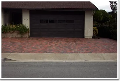 Custom landscape design experts serving Aliso Viejo, CA - John's Unique Landscaping